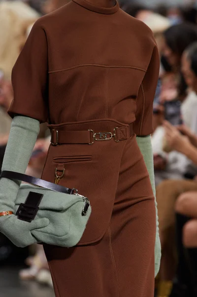 Look 75